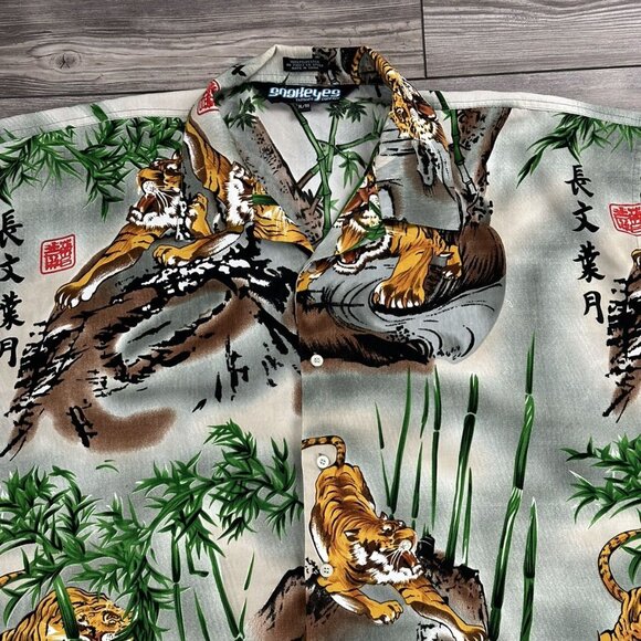 Crazy Y2K Snake Eyes Tiger Button Up Shirt - Picture 3 of 4